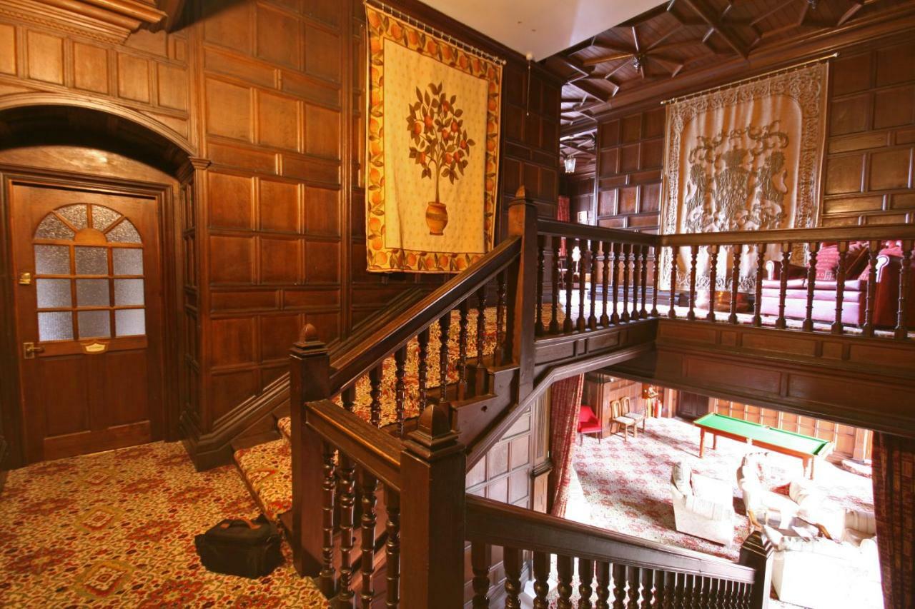 Вилла The Rochester Wing Orton Hall Экстерьер фото